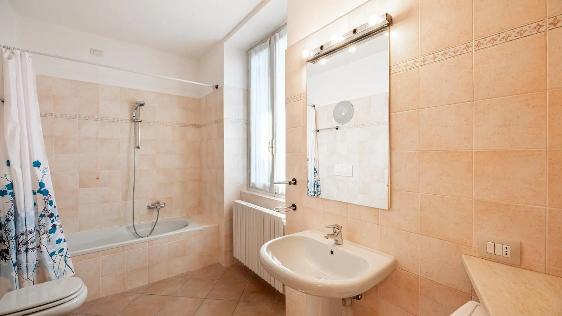 Varenna Lake View Apartments Italia
